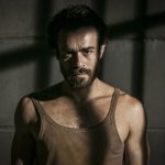 Erom Cordeiro volta à Globo na segunda temporada de Ilha de Ferro. (Foto: Divulgação)