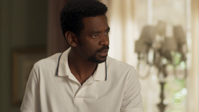 Roberval (Fabrício Boliveira) em cena de Segundo Sol (Foto: Reprodução/Globo)