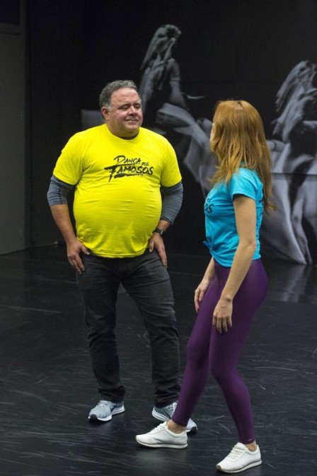 Leo Jaime e Larissa Parison nos ensaios do Dança dos Famosos (Foto: Divulgação/ Globo/ Estevam Avellar)