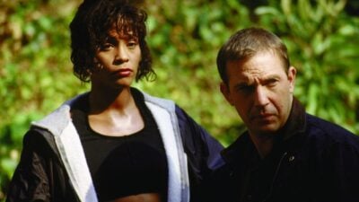 Whitney Houston e Kevin Costner em cena do filme O Guarda-Costas
(Foto: Reuters)