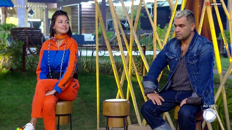 Gabi Prado e Evandro Santo se desentenderam (Foto: Reprodução/PlayPlus)