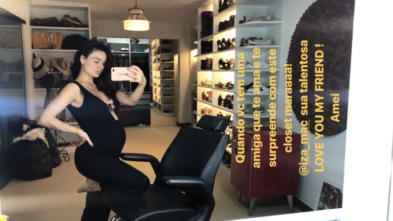 Isis Valverde ostenta closet luxuoso (Foto: Reprodução/Instagram)