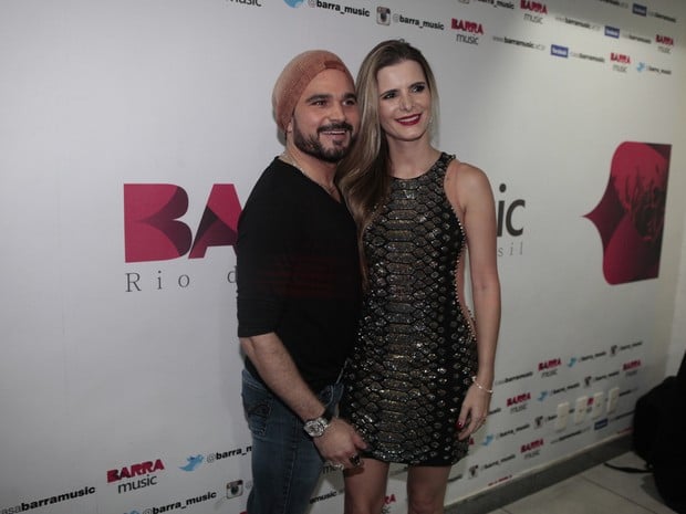 http://tvfoco.uai.com.br/wp-content/uploads/2015/05/Daniela-Mercury.jpg