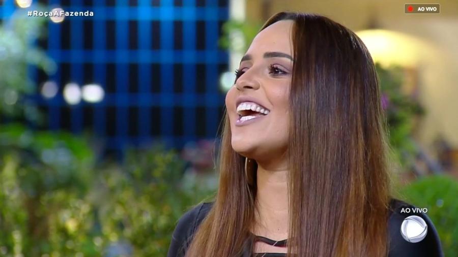 Perlla se exaltou com Rafael Ilha e o detonou (Foto: Reprodução/RecordTV)