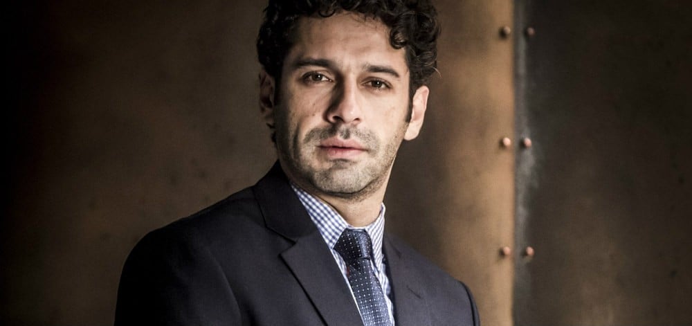 João Baldasserini fará Lúcio, irmão gêmeo de Emílio. (Foto: Reproduçã