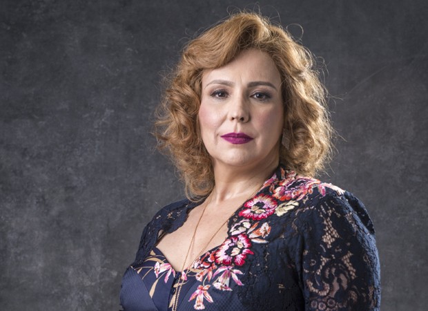 A atriz Ana Beatriz Nogueira (Foto: Globo/João Cotta)