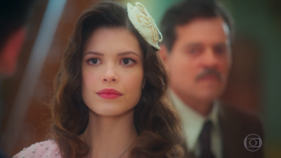 Vitoria Strada (Cris/Julia) em Espelho da Vida
(Foto: Reprodução/Globo)