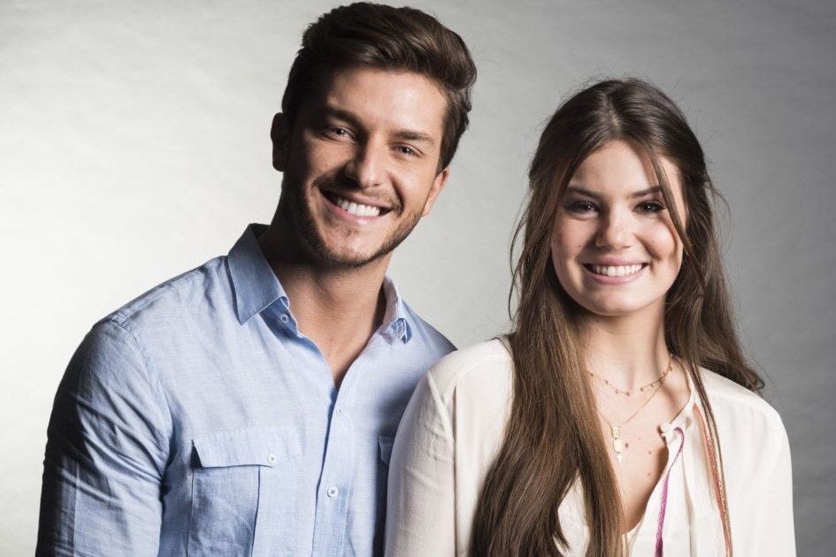 Klebber Toledo e Camila Queiroz (Foto: Divulgação)