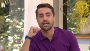 Ricardo Pereira emocionado no Mais Você da Globo (Foto: Reprodução)