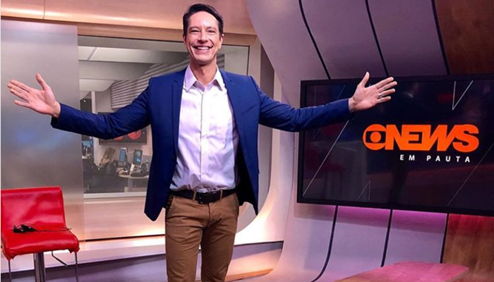 O apresentador Sergio Aguiar na Globo News (Foto: Reprodução/Instagram)