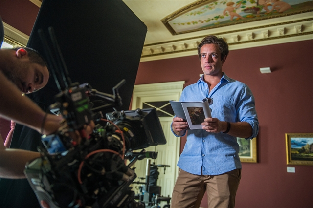Rafael Cardoso como Daniel nos bastidores de Espelho da Vida (Foto: Globo/Raquel Cunha)