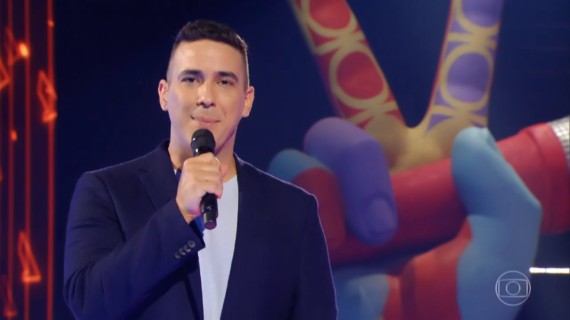 André Marques no comando do The Voice Kids (Foto: Reprodução/Globo)