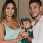 Arthur Aguiar, Mayra Cardi e Sophia (Foto: Divulgação)