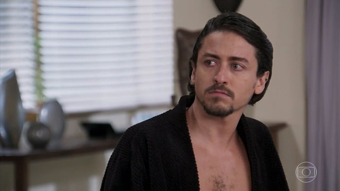 Jerônimo (Jesuíta Barbosa) em Verão 90 (Foto: Reprodução/Globo)