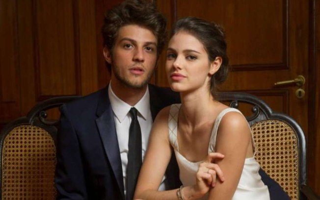 Chay Suede e a agora esposa, Laura Neiva (Foto: Divulgação)