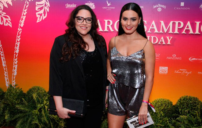 Ana Carolina e Letícia Lima quando namoravam (Foto: Reprodução)