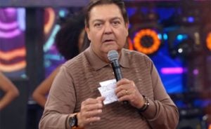 Faustão no comando de seu programa na Globo (Foto: Reprodução)