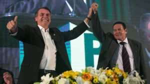 General Mourão, vice de Bolsonaro, foi exposto pela Globo (Foto: Reprodução)