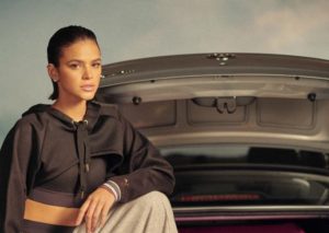Bruna Marquezine (Foto: Reprodução/Twitter)