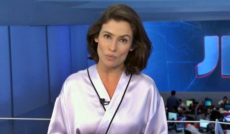 http://www.otvfoco.com.br/wp-content/uploads/2015/05/Daniela-Mercury.jpg