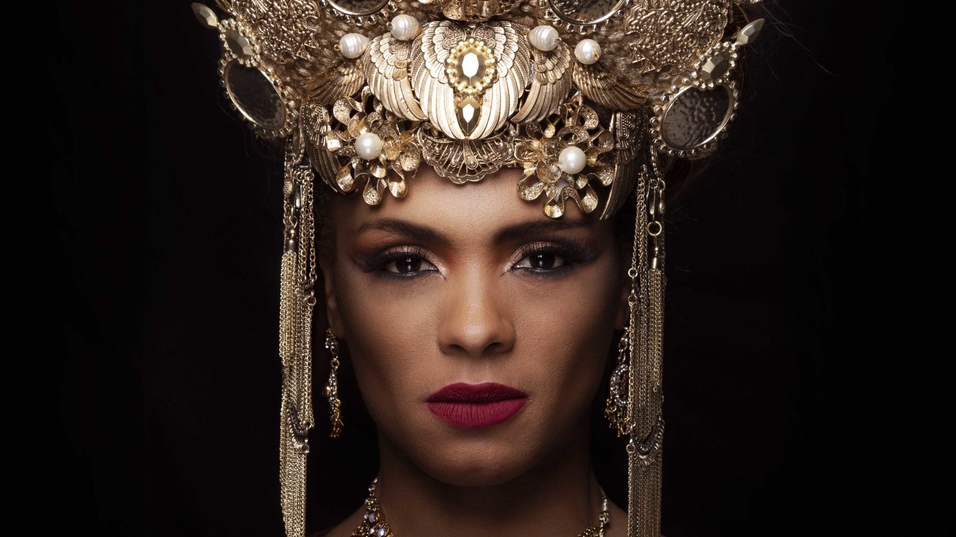 Lidi Lisboa como a Jezabel em novela da Record (Foto: Reprodução)