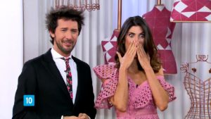 Os apresentadores do Esquadrão da Moda, Isabella Fiorentino e Arlindo Grund (foto: reprodução/SBT)