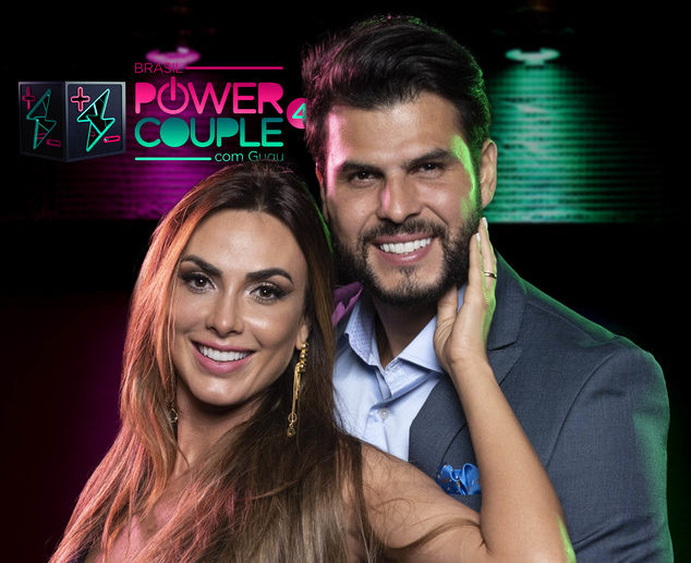 Nicole Bahls e Marcelo Bimbi fazem parte do reality show da Record, apresentado por Gugu (Foto: Edu Moraes/Record)