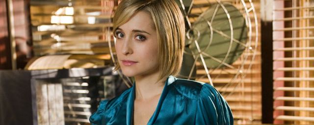 Allison Mack em Smallville (Foto: Reprodução)