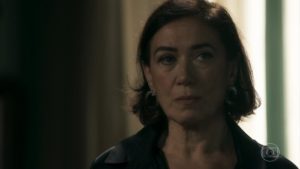 Lília Cabral (Valentina) em cena de O Sétimo Guardião
(Foto: Reprodução/Globo)