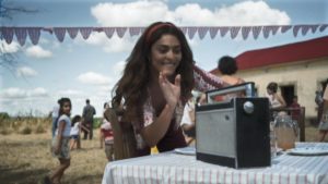Juliana Paes em chamada de A Dona do Pedaço (Foto: Reprodução)