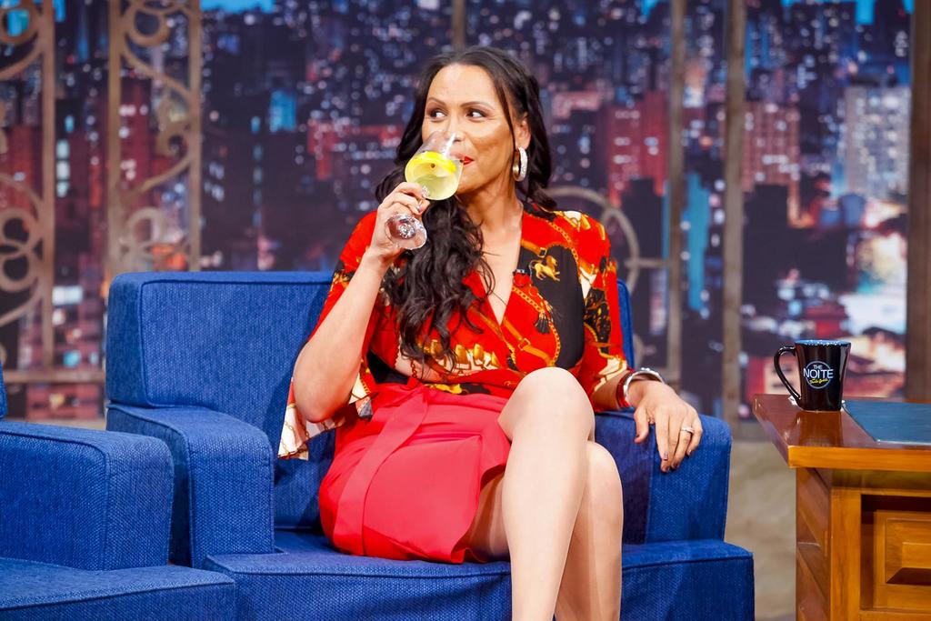 http://tvfoco.uai.com.br/wp-content/uploads/2015/05/Daniela-Mercury.jpg