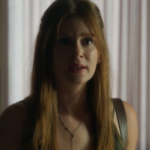 Marina Ruy Barbosa (Luz) em cena de O Sétimo Guardião
(Foto: Reprodução/Globo)