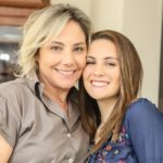 Filha de Heloísa Périssé, Luisa faz sua estreia no Zorra. (Foto: Divulgação)