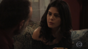 Laila (Julia Dalavia) e Elias (Marco Ricca) em Órfãos da Terra (Foto: Reprodução/Globo)