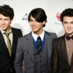 Jonas Brothers lançam novo álbum depois de retorno do grupo (Foto: Reprodução)