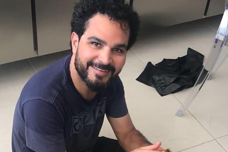 Luciano Camargo exibe família feliz em viagem pela Itália, e contraria a ex (Foto: Instagram)