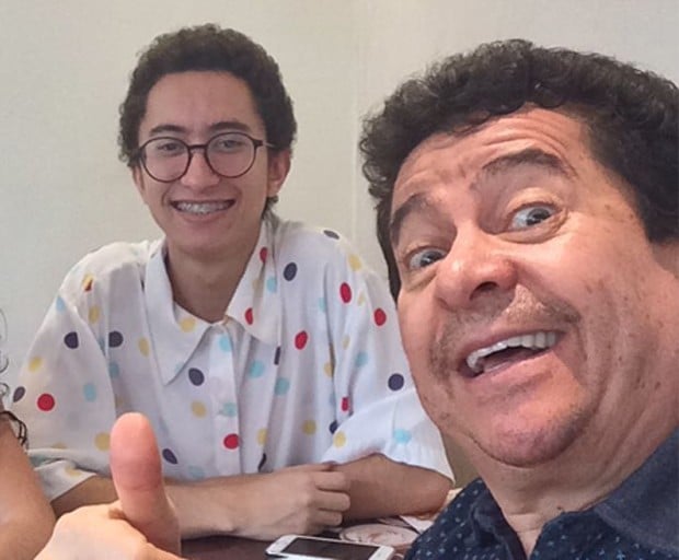 Solimões e o filho . Sertanejo Famoso relembrou luta contra o vício que quase tirou sua vida e chocou o público do programa Domingo Show com relato (Foto: Instagram)