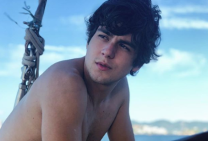 O ator Daniel Rangel está virando um dos novos galãs da dramaturgia da TV Globo. (Foto: Reprodução)