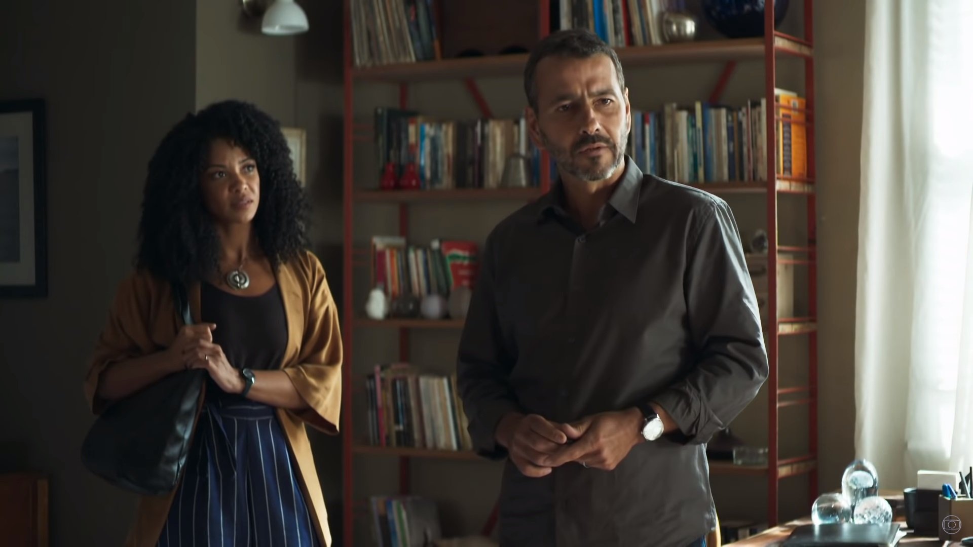 Amadeu (Marcos Palmeira) em cena na novela das nove A Dona do Pedaço