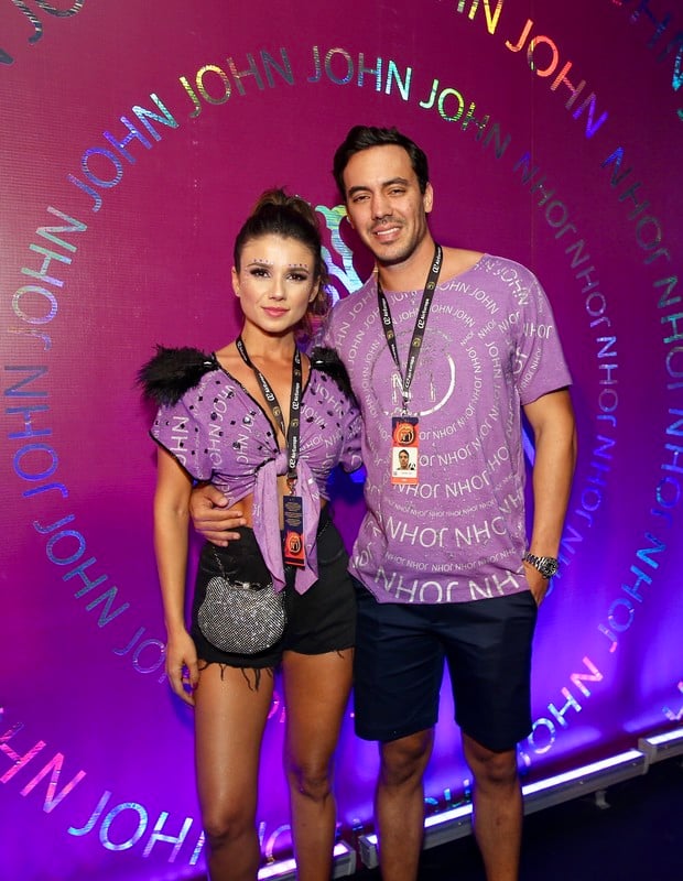 Paula Fernandes que vai gravar a versão de Shallow de Lady Gaga e Bradley Cooper com Luan Santana terminou o noivado recentemente Foto: Reprodução