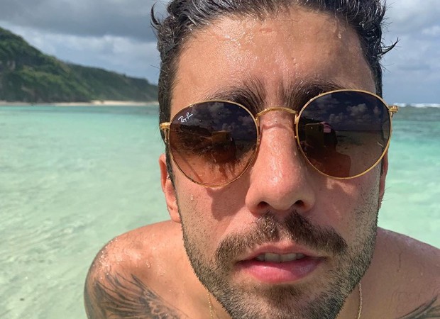Surfista Pedro Scooby ensinou o pai de Anitta, Mauro Machado, a usar rede social - Reprodução/Instagram