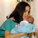 Atriz Regina Duarte em cena na novela Por Amor (Foto: Acervo Globo)
