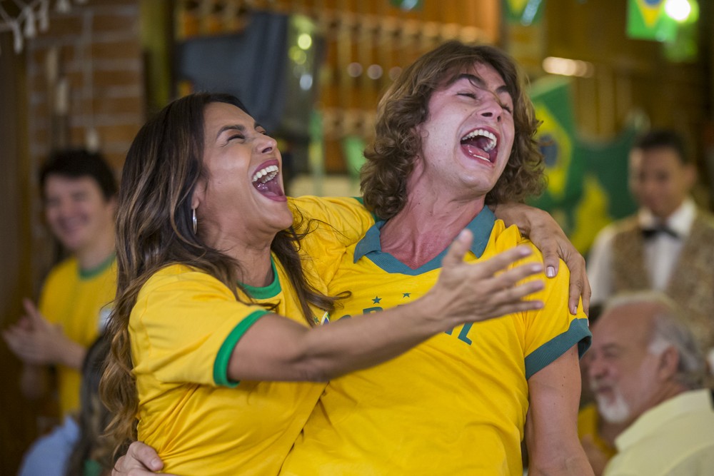 artur-meninea-8208 verão 90 http://tvfoco.uai.com.br/wp-content/uploads/2015/05/Daniela-Mercury.jpg