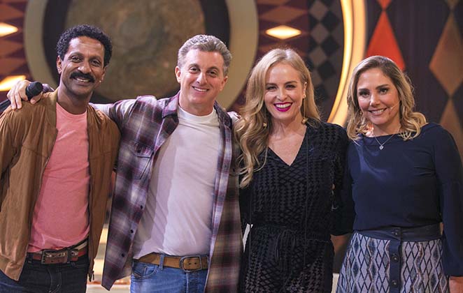 No quadro ‘Gonga la gonga’ da semana, Angélica, Heloísa Pérrisé e Luís Miranda compõem o júri. Reprodução: Globo No quadro ‘Gonga la gonga’ da semana, Angélica, Heloísa Pérrisé e Luís Miranda compõem o júri. Reprodução: Globo