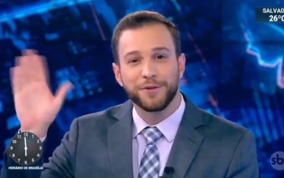Cassius Zeilmann dá seu último tchau na bancada do SBT Notícias (Foto: Reprodução)