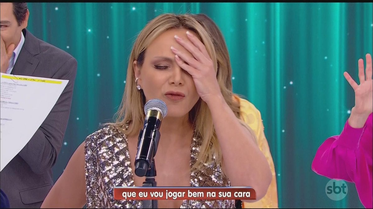 http://tvfoco.uai.com.br/wp-content/uploads/2015/05/Daniela-Mercury.jpg
