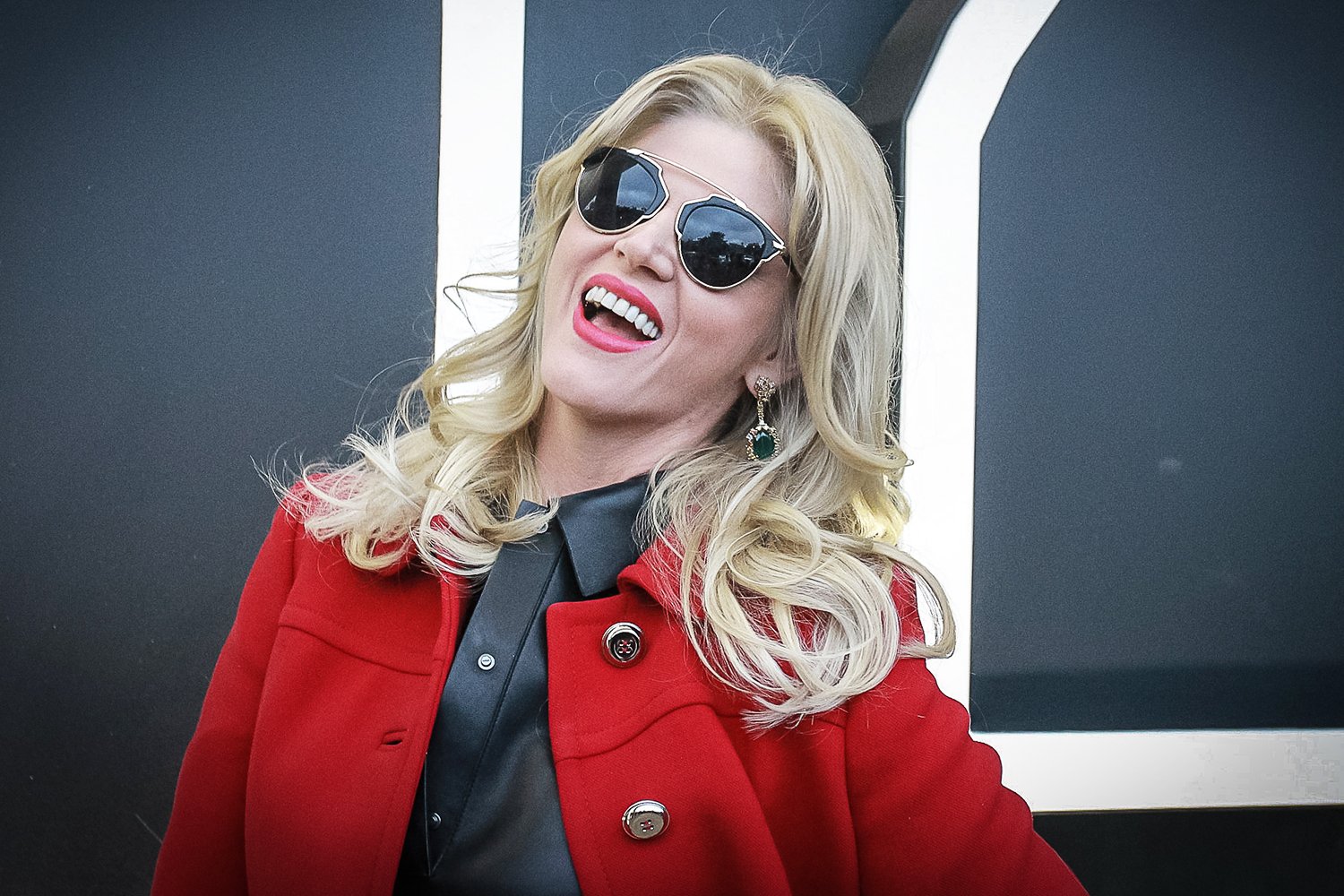 A apresentadora do Tricotando da RedeTV!, Val Marchiori<br /> fala sobre sua relação com a mãe quando era criança (Foto: Reprodução)