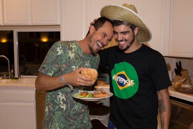 Paulo Vilhena e Caio Castro (Foto: Reprodução)