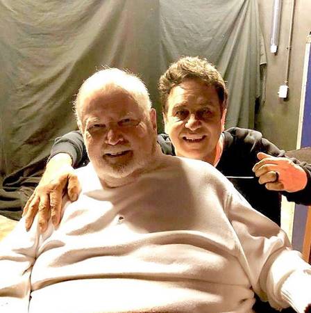 Jô Soares reaparece em clique raríssimo aos 81 anos ao lado de Frota e aparência é chocante Foto: Reprodução