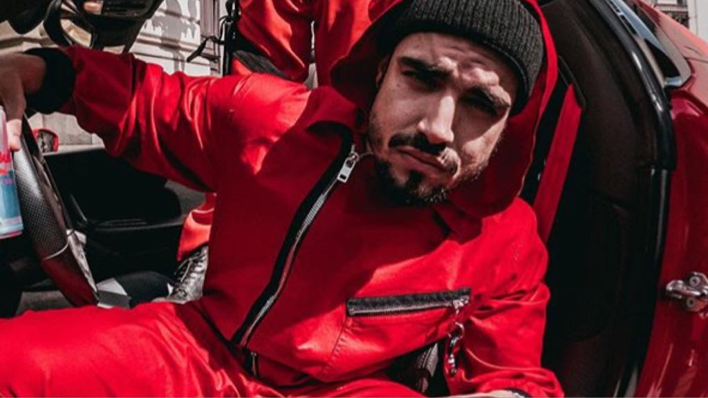 Caio Castro, contratado da Globo, divulga série La Casa de Papel, da Netflix (Imagem: Instagram)